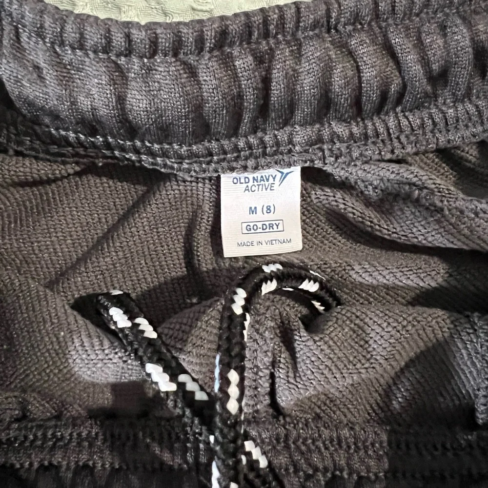 ⭐️3$30⭐️ GAP and Old Navy boys joggers bundle size M - Picture 3 of 10